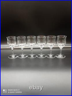 6 verres à vin rouge en cristal de BACCARAT modèle CAPRI, signé, H 15 cm
