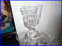7 GRANDS VERRES A VIN EN CRISTAL DE BACCARAT. MODELE CLERMONT 19em H15cm