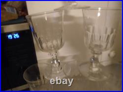 7 GRANDS VERRES A VIN EN CRISTAL DE BACCARAT. MODELE CLERMONT 19em H15cm