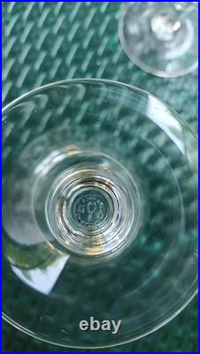 7 VERRES FLUTES à champagne en cristal de Baccarat estampillés