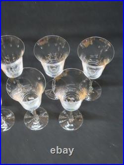 7 Verres A Pied En Cristal Fin A Vin Ou Eau Baccarat / Saint Louis