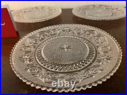 7 assiettes arabesque en cristal de Baccarat D 20 cm (prix à la pièce)