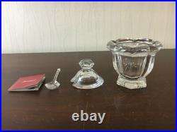 7 moutardiers et sa cuillère en cristal de Baccarat (prix à la pièce)