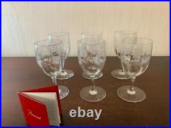 7 verres à vin Montaigne décor gravé en cristal de Baccarat (prix à la pièce)