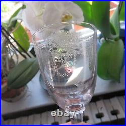 7 verres à vin blanc cristal de baccarat modèle gravé de rose h 12 cm