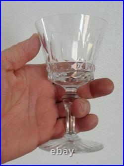 7 verres à vin blanc en cristal signées Baccarat modèle Buckingham 13 cm