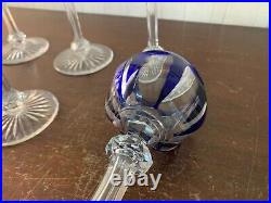 7 verres à vin du Rhin overlay bleu en cristal de Baccarat (prix à la pièce) 7 verres à vin du Rhin overlay bleu en cristal de Baccarat (prix à la pièce)