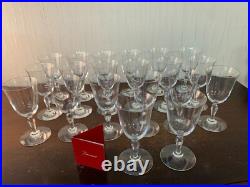 84 verres à vin rouge modèle Clara en cristal de Baccarat (prix à la pièce)