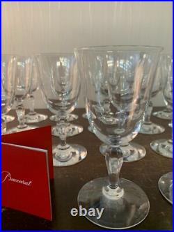 84 verres à vin rouge modèle Clara en cristal de Baccarat (prix à la pièce)