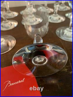 84 verres à vin rouge modèle Clara en cristal de Baccarat (prix à la pièce)