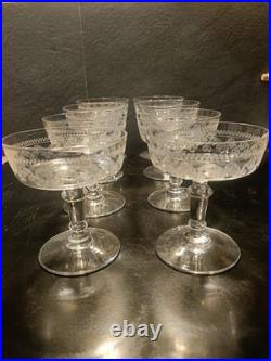 8 Coupes à Champagne en Cristal Gravé Baccarat, XIXeme, Anciennes