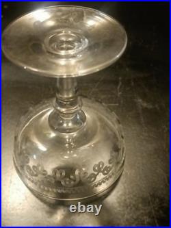 8 Coupes à Champagne en Cristal Gravé Baccarat, XIXeme, Anciennes