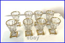8 Verres pour cave à liqueurs Baccarat gravés à la roue décor vigne