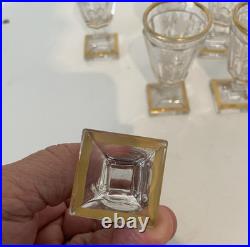 8 Verres pour cave à liqueurs Baccarat gravés à la roue décor vigne