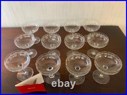 8 coupes à champagne modèle Sévigné en cristal de Baccarat (prix à la pièce) 8 coupes à champagne modèle Sévigné en cristal de Baccarat (prix à la pièce)