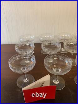 8 coupes à champagne modèle Sévigné en cristal de Baccarat (prix à la pièce) 8 coupes à champagne modèle Sévigné en cristal de Baccarat (prix à la pièce)