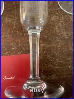 8 flûtes modèle Vence jambe taillée en cristal de Baccarat (prix à la pièce)