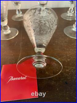 8 verres à eau modèle Bouquet de fleurs en cristal de Baccarat (prix à la pièce) 8 verres à eau modèle Bouquet de fleurs en cristal de Baccarat (prix à la pièce)