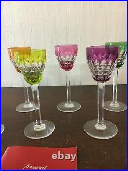 8 verres à liqueur couleur en cristal de Baccarat (prix à la pièce)