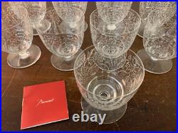 8 verres à vin rouge gravé ancien en cristal de Baccarat (prix à la pièce) 8 verres à vin rouge gravé ancien en cristal de Baccarat (prix à la pièce)