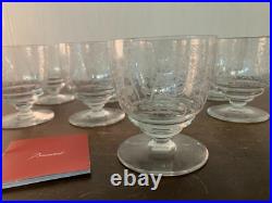 8 verres à vin rouge gravé ancien en cristal de Baccarat (prix à la pièce) 8 verres à vin rouge gravé ancien en cristal de Baccarat (prix à la pièce)