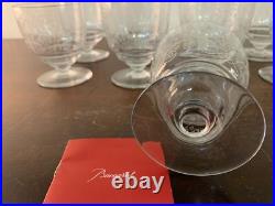 8 verres à vin rouge gravé ancien en cristal de Baccarat (prix à la pièce) 8 verres à vin rouge gravé ancien en cristal de Baccarat (prix à la pièce)