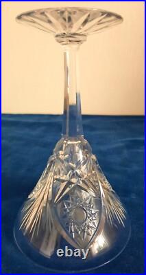 9 coupes à champagne en cristal taillé, cristal de Lorraine (Baccarat)