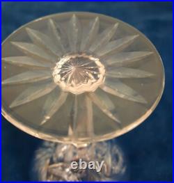 9 coupes à champagne en cristal taillé, cristal de Lorraine (Baccarat)