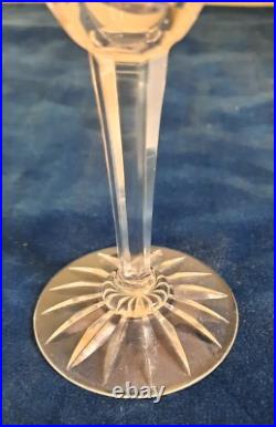 9 coupes à champagne en cristal taillé, cristal de Lorraine (Baccarat)