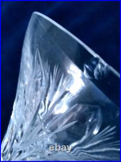 9 coupes à champagne en cristal taillé, cristal de Lorraine (Baccarat)