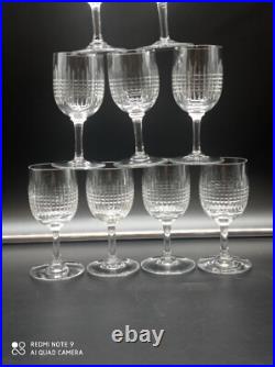 9 verres à vin blanc en cristal de BACCARAT modèle Nancy, 12,7 cm