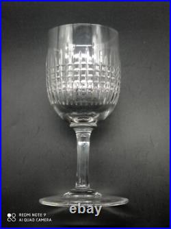 9 verres à vin blanc en cristal de BACCARAT modèle Nancy, 12,7 cm