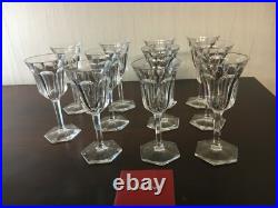 9 verres à vin rouge modèle Malmaison en cristal de Baccarat (prix à la pièce)