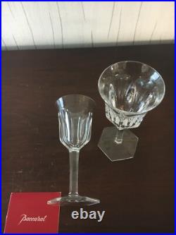 9 verres à vin rouge modèle Malmaison en cristal de Baccarat (prix à la pièce)