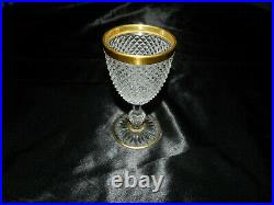 Ancien verre en cristal de Baccarat modèle diamants et biseaux