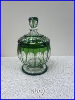 Ancienne bonbonnière en cristal doublé de couleur Baccarat ou Saint Louis XIX