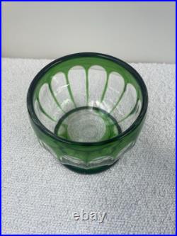 Ancienne bonbonnière en cristal doublé de couleur Baccarat ou Saint Louis XIX