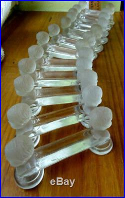 BACCARAT, 12 porte couteaux Cristal moulé model buste bebe de Houdon