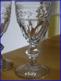 BACCARAT 2 ANCIENS VERRES A VIN BLANC CRISTAL MODELE JONZAC GOLD ht 12,8 cm