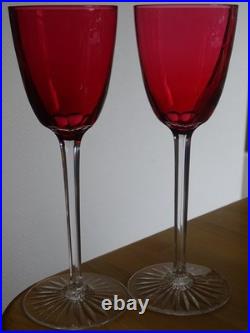 BACCARAT 2 ANCIENS VERRES A VIN DU RHIN ROEMER CRISTAL COULEUR ROUGE ht 19 cm