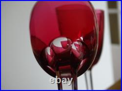 BACCARAT 2 ANCIENS VERRES A VIN DU RHIN ROEMER CRISTAL COULEUR ROUGE ht 19 cm