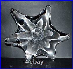 BACCARAT Coupe vide-poche DESIGN 1950-60 étoile Splash en cristal moulé signé