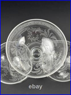 BACCARAT Lot de 3 Coupes à Champagne en Cristal Gravé Modèle Fougères