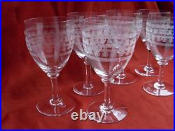 BACCARAT, SERIE DE 6 VERRES A EAU EN CRISTAL GRAVE, DEBUT XXème