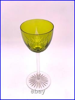 BACCARAT Série de 6 verres à vin du Rhin Roemer vert modèle Eperon