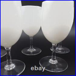 Baccarat 7 Verres À Eau Ou À Vin En Cristal Couleur Blanc