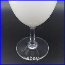 Baccarat 7 Verres À Eau Ou À Vin En Cristal Couleur Blanc