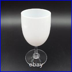 Baccarat 7 Verres À Eau Ou À Vin En Cristal Couleur Blanc