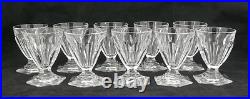 Baccarat Bourbon, 10 verres à Porto, cristal, signés, 8 cm, excellent état Baccarat Bourbon, 10 verres à Porto, cristal, signés, 8 cm, excellent état