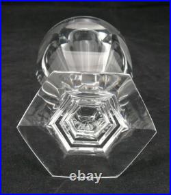 Baccarat Bourbon, 8 verres à vin, cristal, signés, 9,2 cm, excellent état Baccarat Bourbon, 8 verres à vin, cristal, signés, 9,2 cm, excellent état